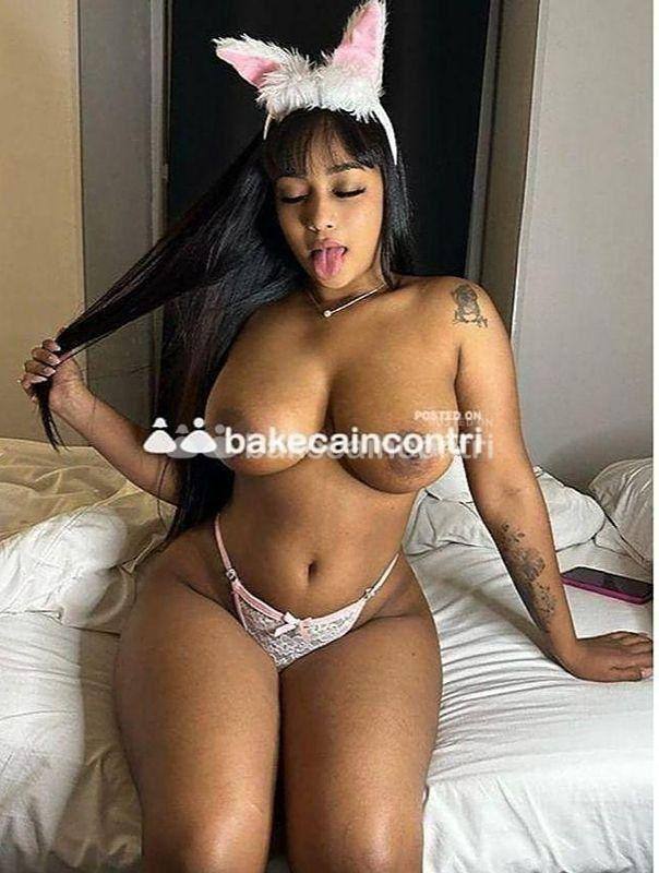 splendida e sexi bomba 💣 daniela 💋 pombino da spallo 🤪 tetti gradi e capezzoli da gustare culo a mandolino che fai ancora aspettti ♥️🌪️