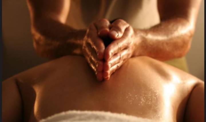 FOGGIA-- MILF - SOLO X POCHI GIORNI LA TUA MASSAGGIATRICE SPERIMENTAL MASTER CLASS SOLO POCCHI -SERVIZIO DOCCIA - GIORNI ANCHE X QUELLI CHE MI CONOSCO