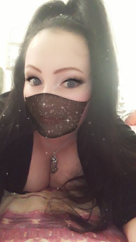 Eleonora solo massaggi no sesso