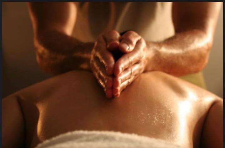 PONTECAGNANO-- MILF - SOLO X POCHI GIORNI LA TUA MASSAGGIATRICE SPERIMENTAL MASTER CLASS SOLO POCCHI -SERVIZIO DOCCIA - GIORNI ANCHE X QUELLI CH