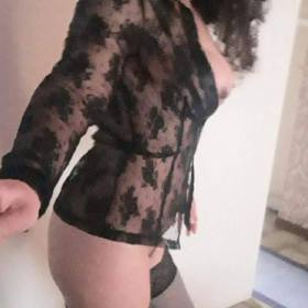 NOVITA A UDINE BELLLA MILF SEXY DOLCEZA IN PERSONA
BELLA DONNA MATURA QUELLO CHE DICO FACCIO, VERE FOTO 100% INCREDIBILMENTE PORCA PIOGGIA DORATA