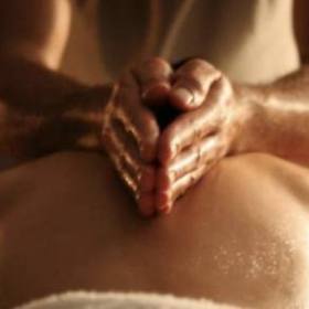 SAN SEVERO– MILF – SOLO X POCHI GIORNI LA TUA MASSAGGIATRICE SPERIMENTAL MASTER CLASS SOLO POCCHI -SERVIZIO DOCCIA – GIORNI ANCHE X QUELLI CHE MI CON